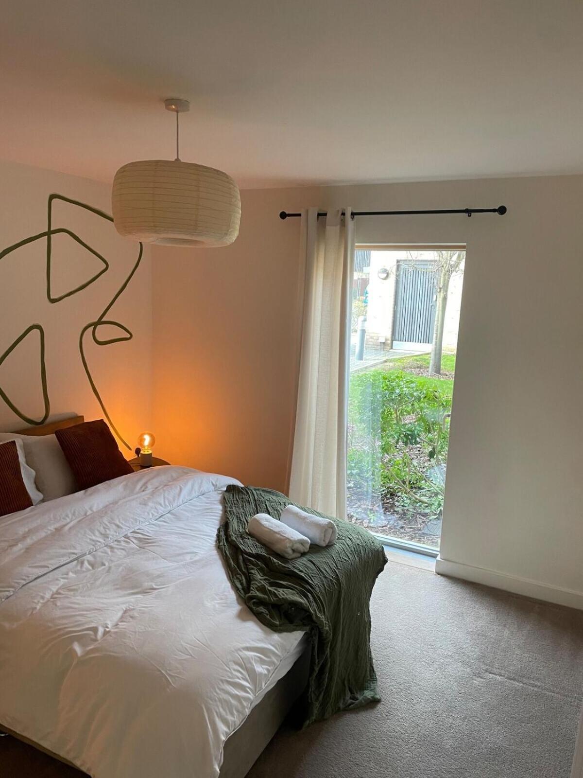Superior Cambridge 2 Bed Apartment Inc King Bed Trumpington Exterior foto