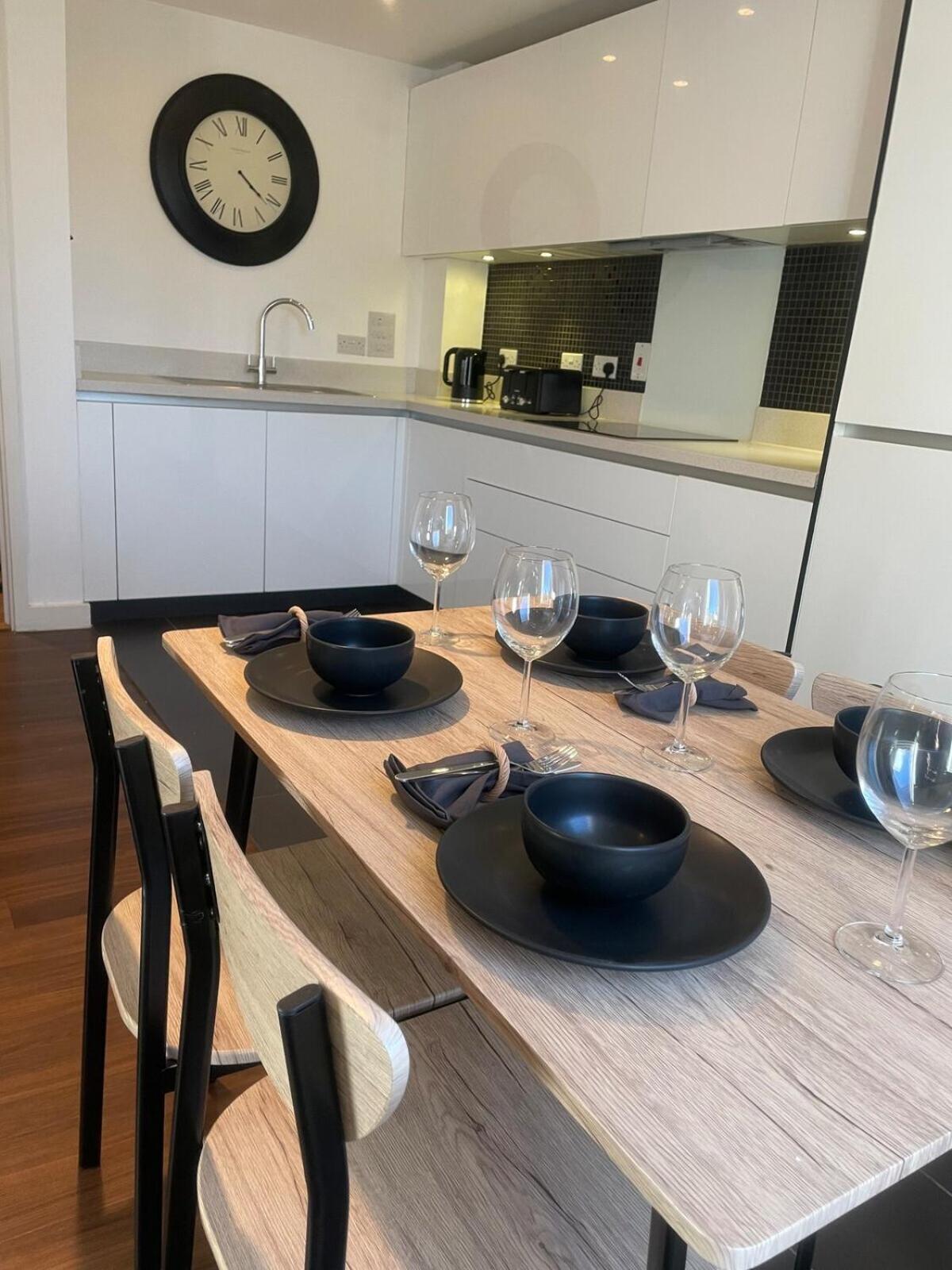 Superior Cambridge 2 Bed Apartment Inc King Bed Trumpington Exterior foto