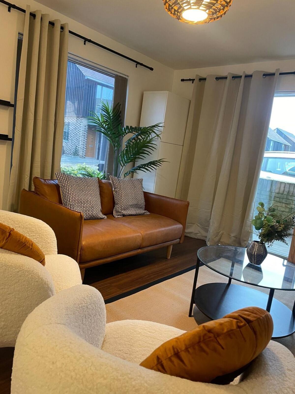 Superior Cambridge 2 Bed Apartment Inc King Bed Trumpington Exterior foto